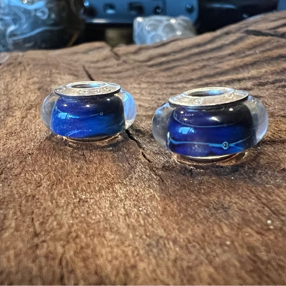 Authentic Chamilia Murano Swirl Blue Glass Bead Charm Silver 925 Beach Sky